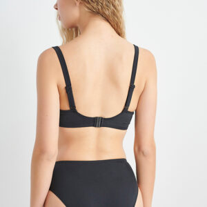 Classic Solids 22357081 02 back view 560x840 1